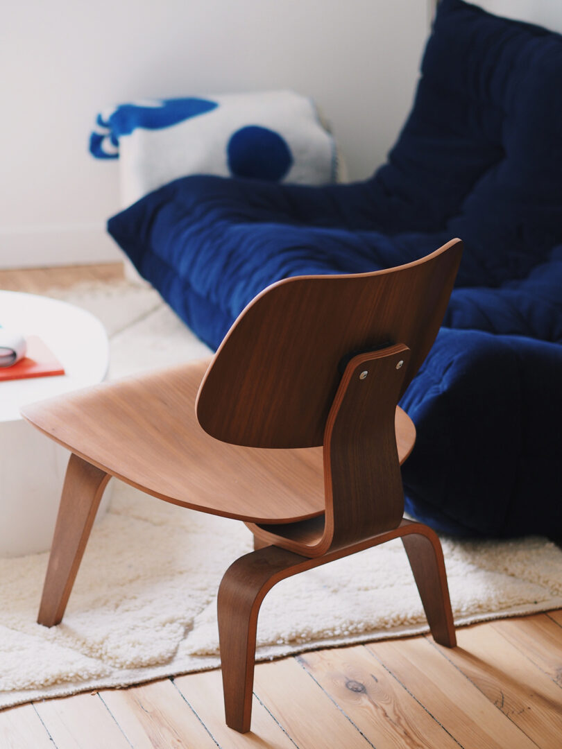 modern wood lounge chair