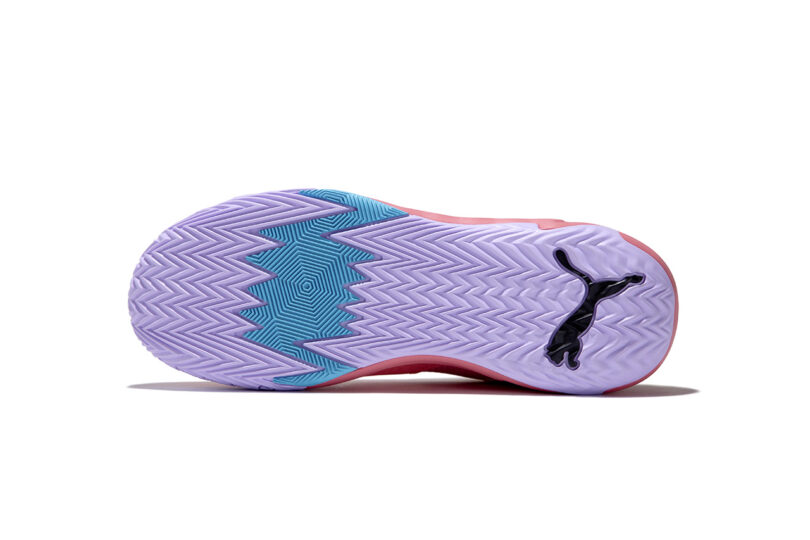 Bottom sole of the Scoot Zeros Georgia Peach basketball sneakers with large Puma logo across it.