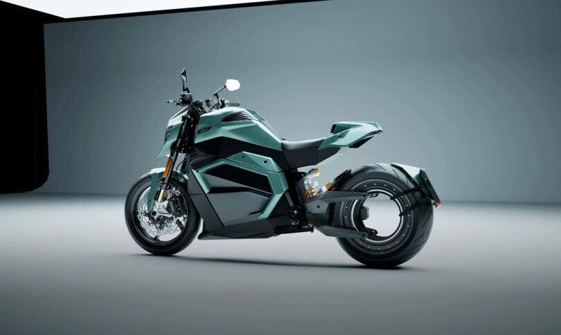 AI-powered Verge Motorcycle Is Like Riding With Eyes on the Back of Your Head