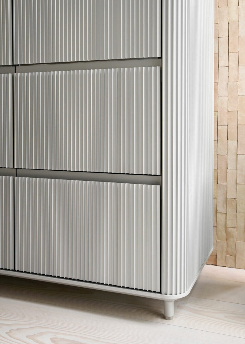 closeup angled view of of aluminum kitchen cabinet with extruded exterior
