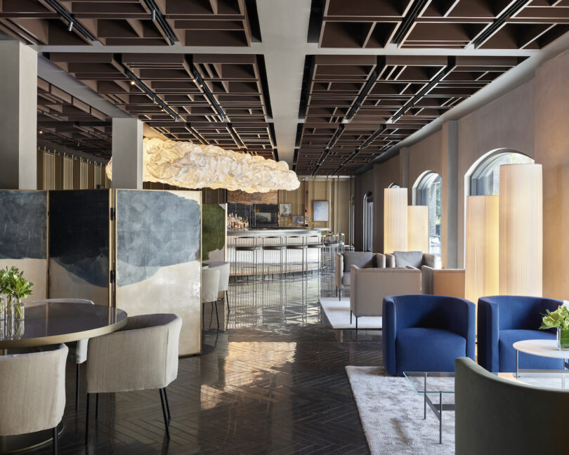 Hotel AKA Alexandria Fuses Modern Minimalism + Mid-Century Aesthetics