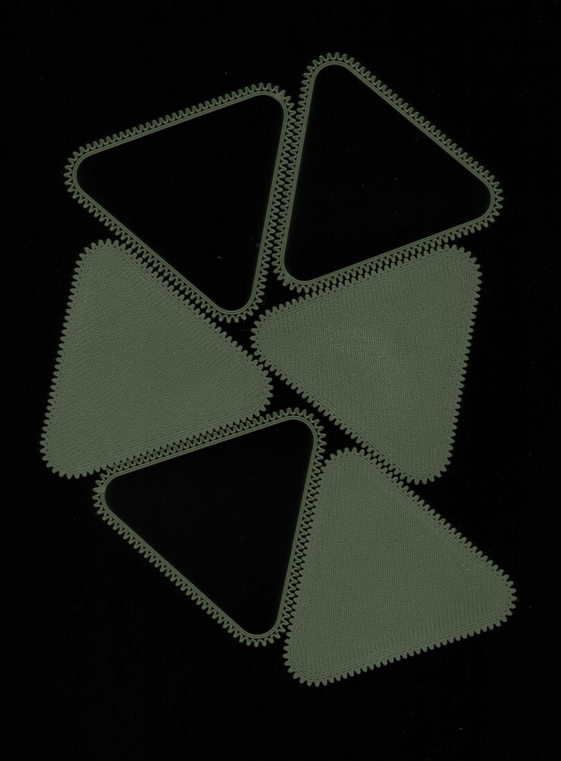 triangle vase configuration