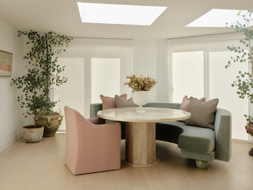 Contemporary dining area in the Mulholland Project