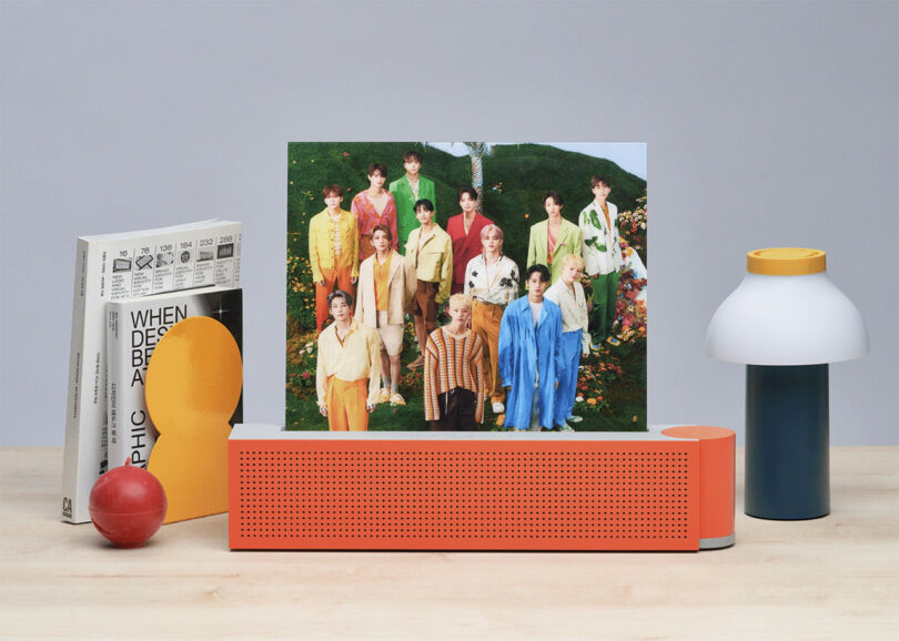 Found/Founded Vibrary Digital LP Player Colorfully Puts Music Fandom on Display