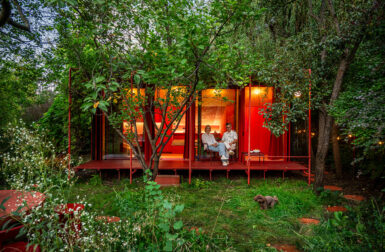 House of Color: A Vibrant Tiny Cottage in a Warsaw Garden