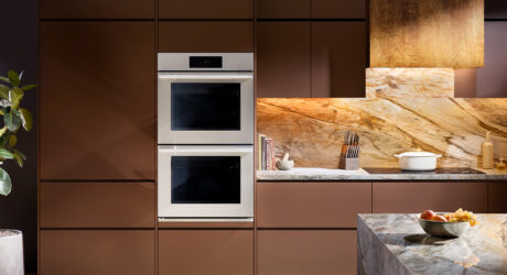 Signature Kitchen Suite’s Gourmet AI™ Camera Is Smart Enough to Answer, “What’s for Dinner?”