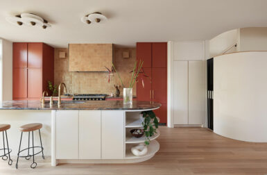 Striking Forms and Inky Hues Define This Toronto Residence