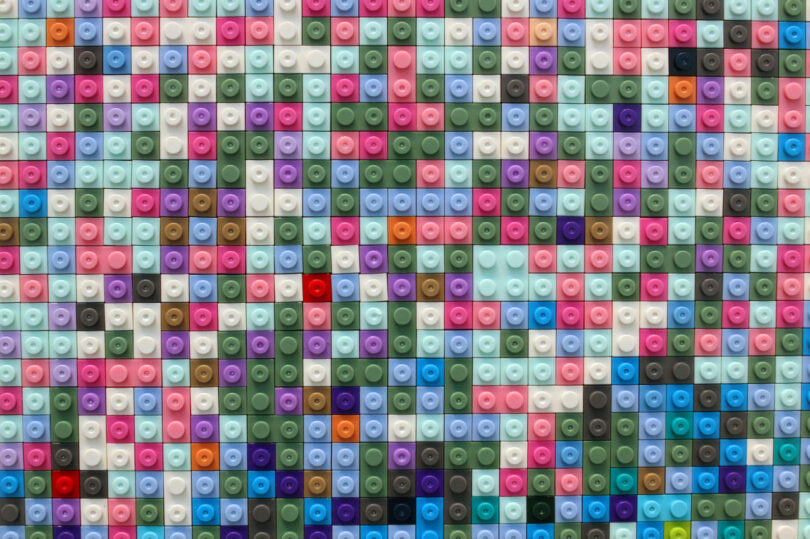 Thousands of legos resemble pixelated painting