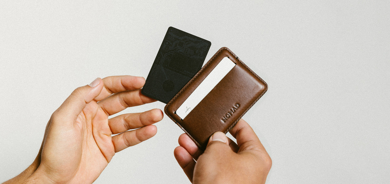 The Nomad Tracking Card Is an AirTag Alternative for Your Wallet