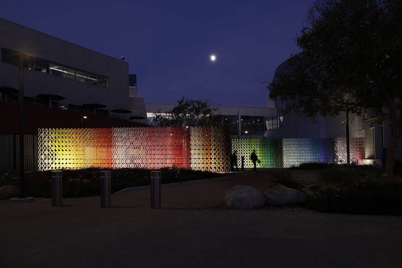 100 Colors by Emmanuelle Moureaux Gives Google a Vibrant Look