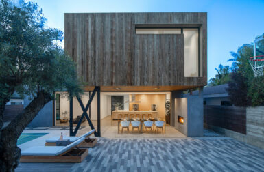 Minarc Designs Zen House by Fuzing Minimalism and Nature
