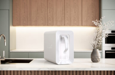 Spout Turns Moisture From the Air Into Drinking Water