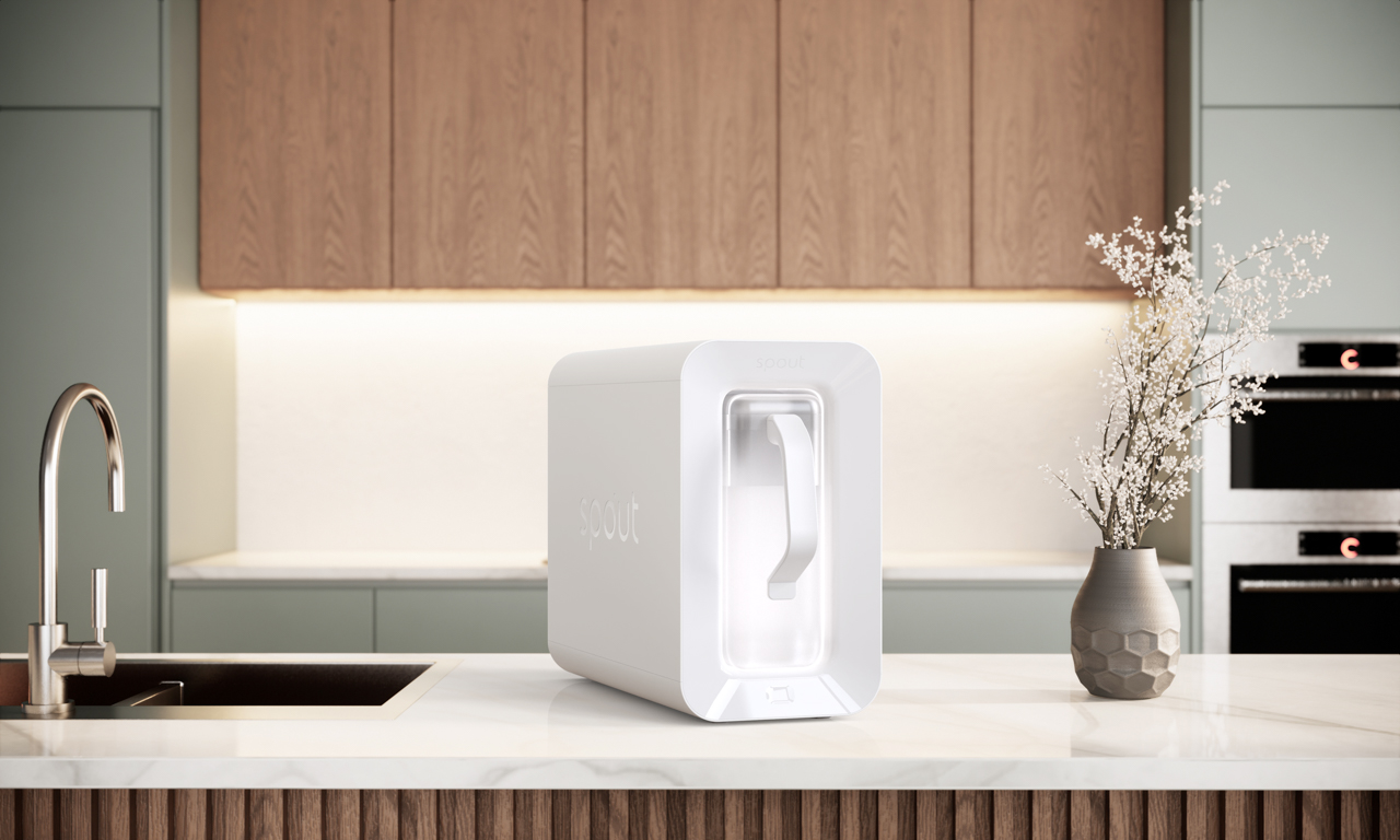 Spout Turns Moisture From the Air Into Drinking Water
