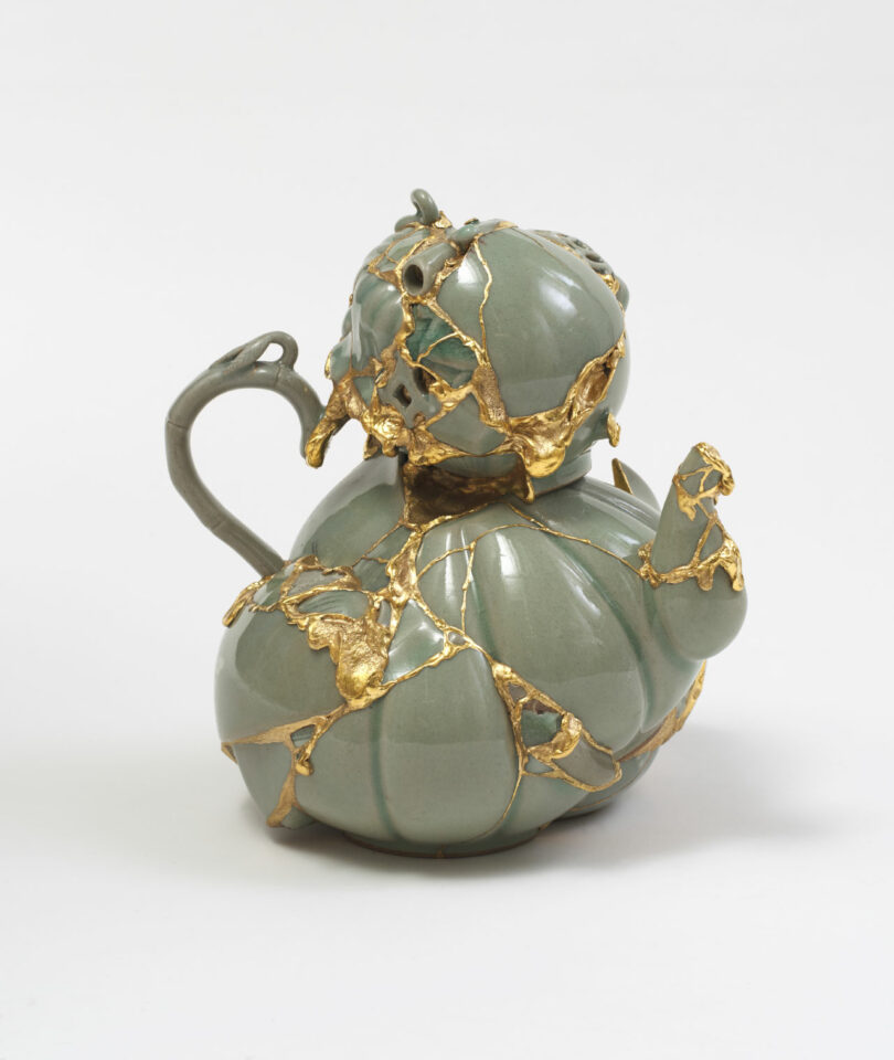 Ceramic sculpture made from mended fragments