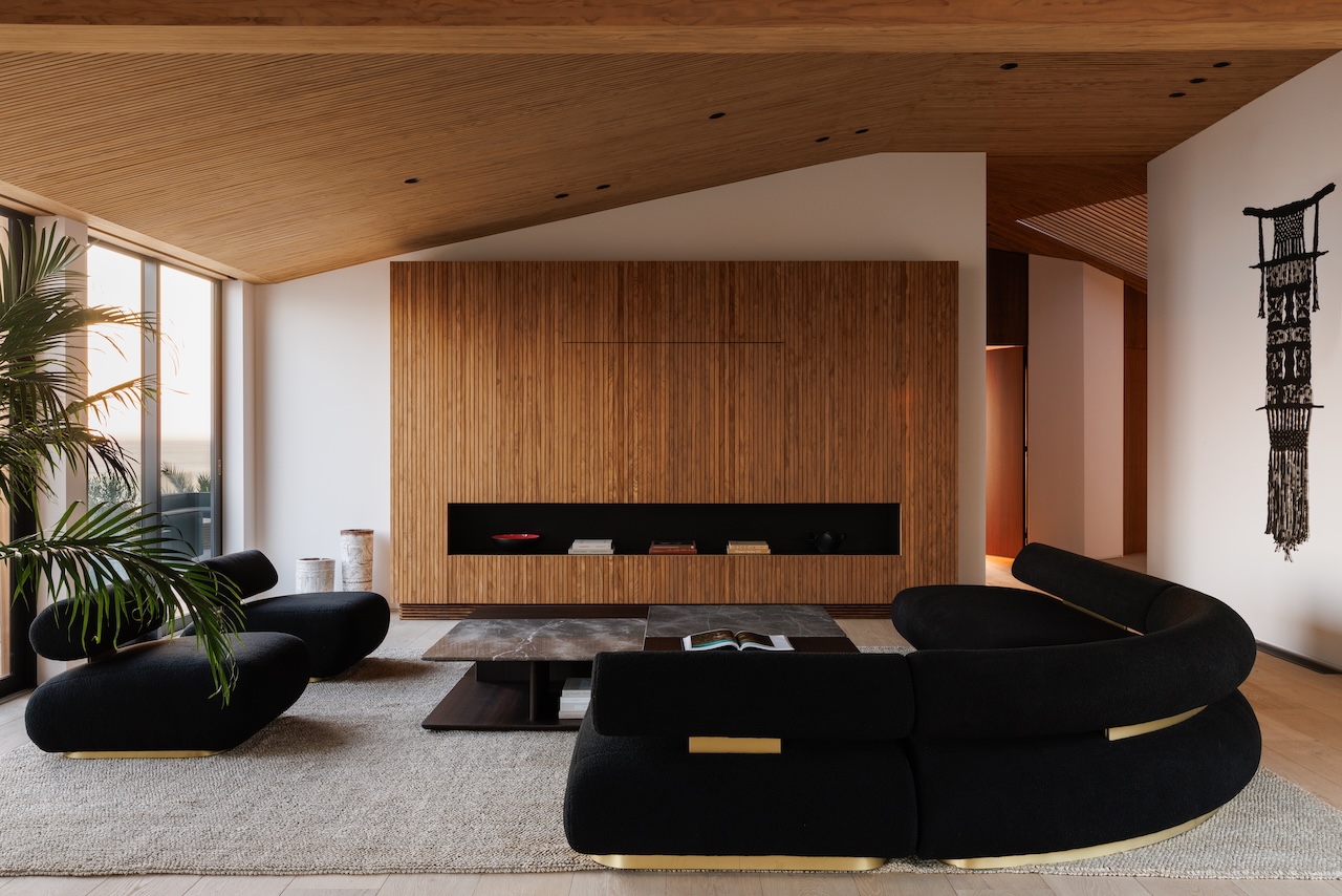 Sophie Goineau Transforms Malibu House With Wave Inspiration
