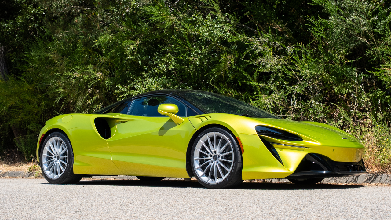 The McLaren Artura Spider Is Plug-In Hybrid Perfection