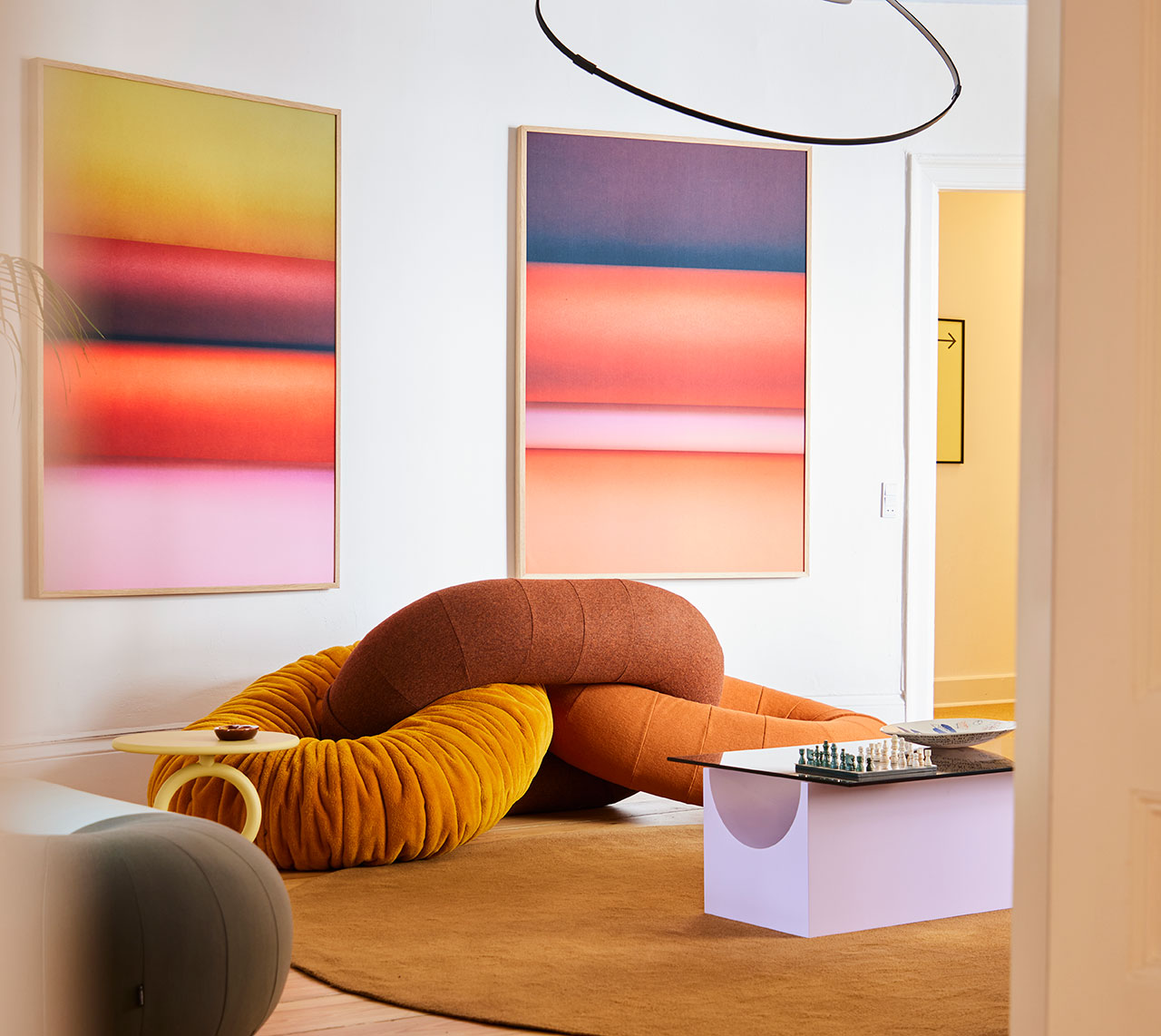 Raw Color Captures the Potential of Light in Paper Curves