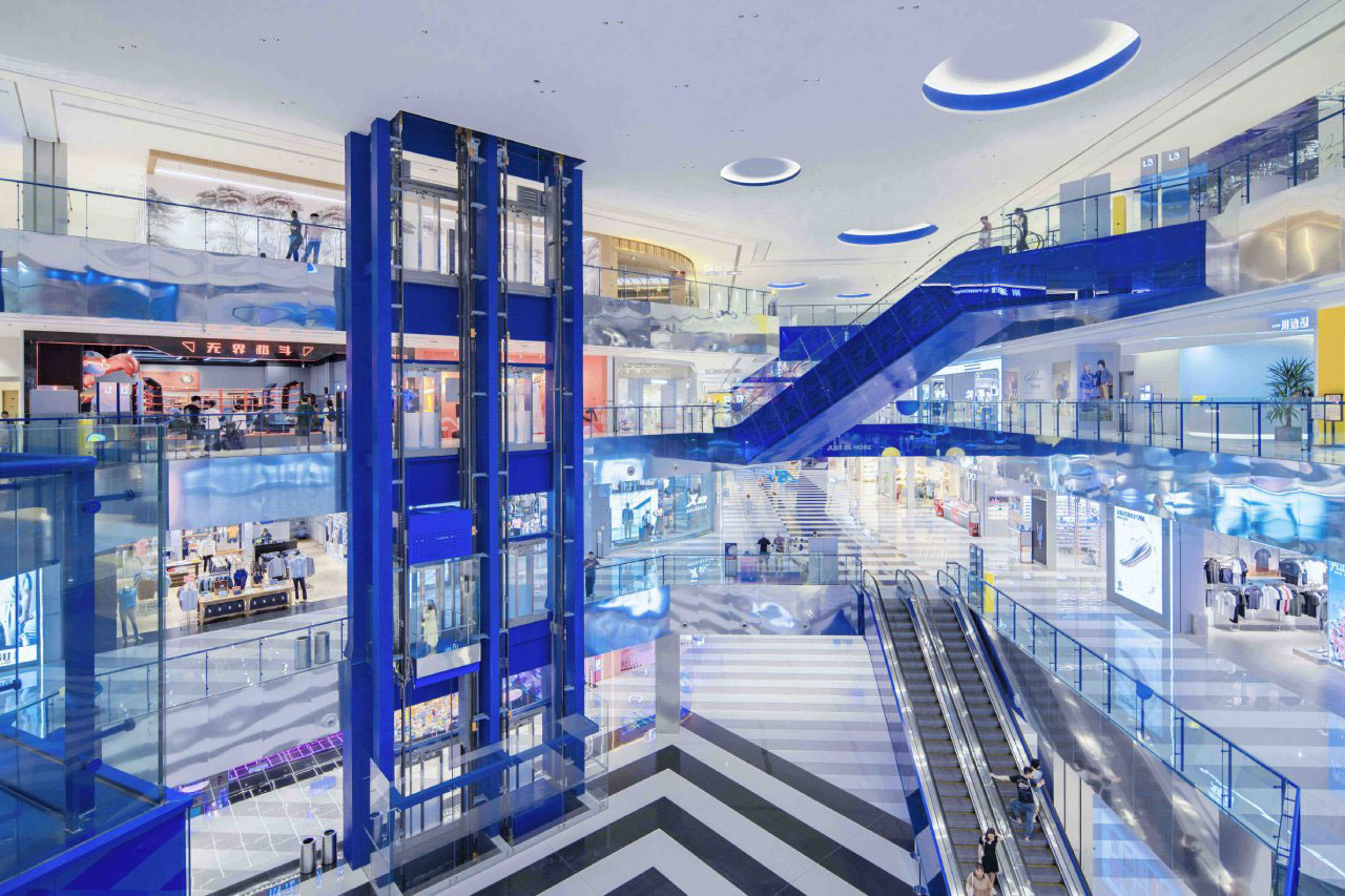 A Mall in China Captures the Essence of an Urban Streetscape