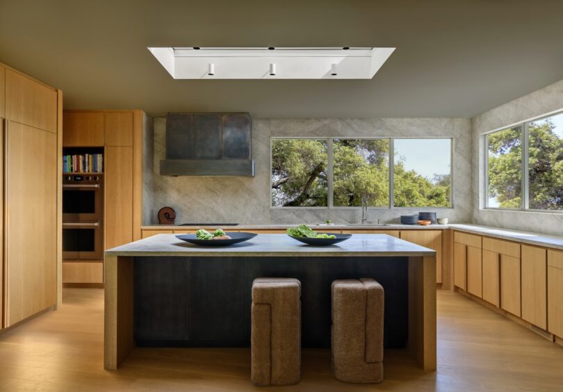 Studio AHEAD’s Ceramic-Filled House Redefines Contemporary Luxury