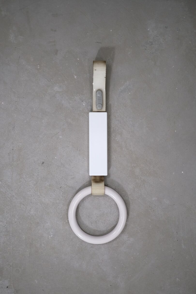 white train strap with resin ring