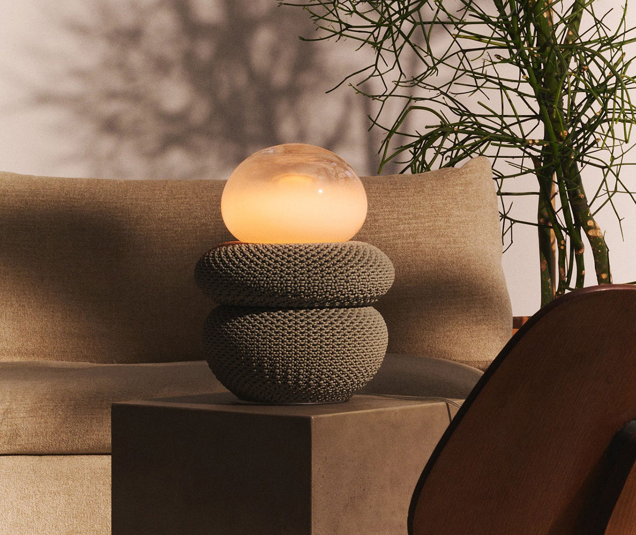 Meticulously Sculpted, 3D-Printed Ceramic Lamps by MIOS