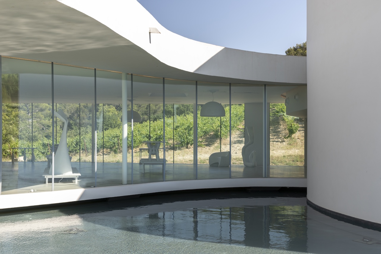 RALPH PUCCI Unites in Monochrome at Chateau La Coste