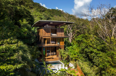 F5: Tom Kundig Talks a Seal Sculpture, His Cowboy Hat, a Pencil + More