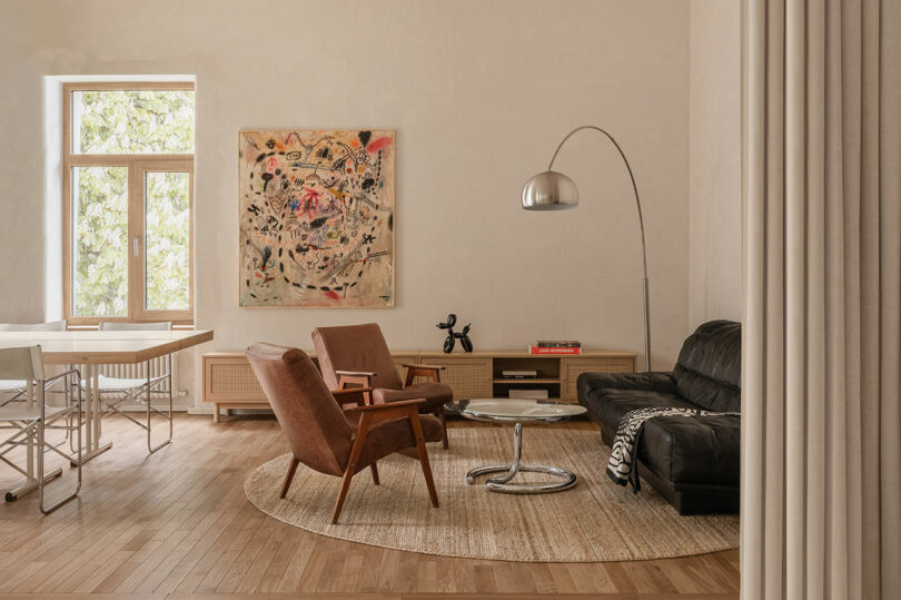 An Agency Office in the Ukraine Doubles as a Creative Workshop