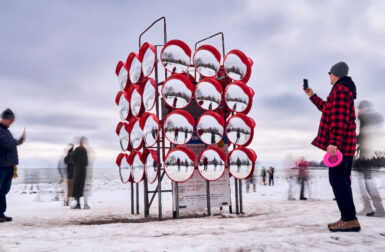 5 Lifeguard Towers Transformed into Works of Art
