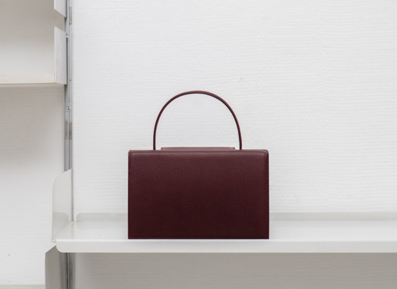 TSATSAS Unveils a New Hue for the 931 Bag by Dieter Rams