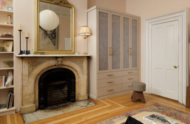 Chloe Fineman Designs Her Life Like a Film Set